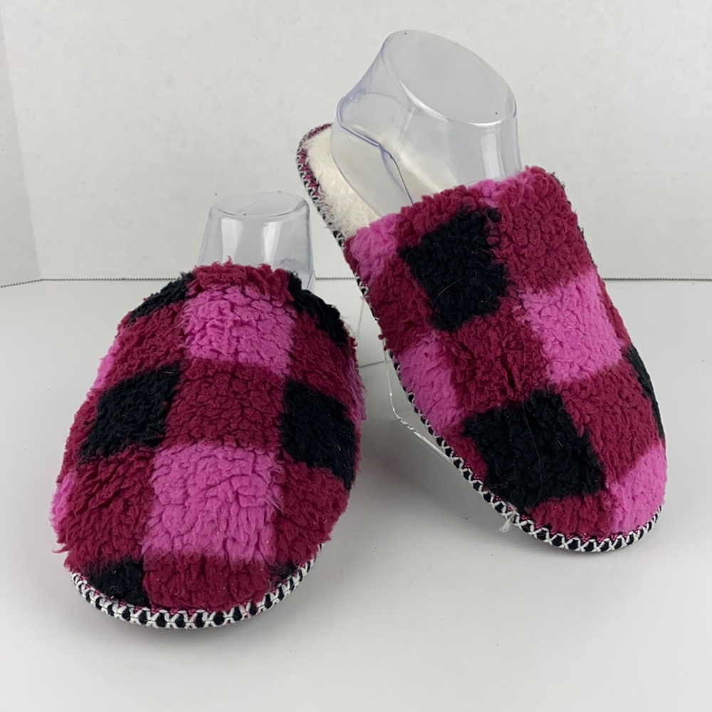 Size 10 Pink Plaid MUK LUKS Faux Shearling Scuff Slippers
